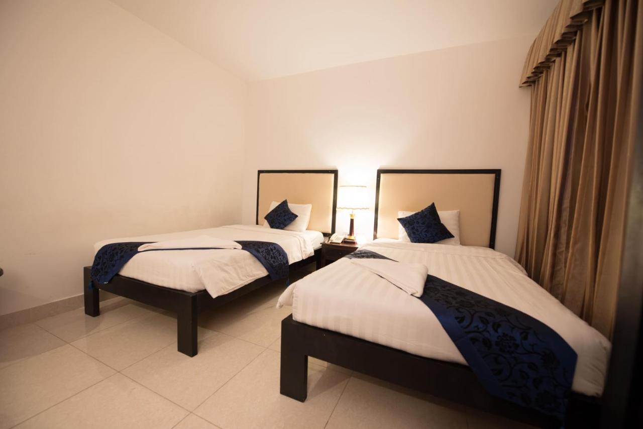 Homesyn Hotel Phnom Penh Exteriör bild