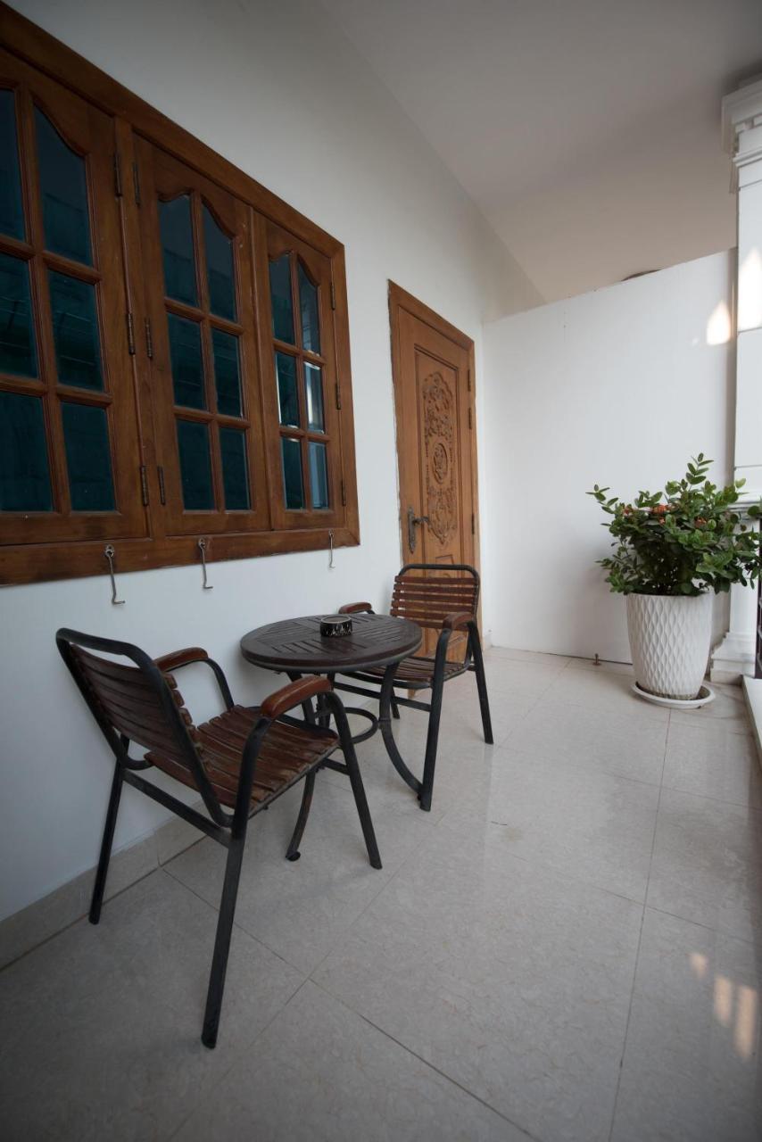 Homesyn Hotel Phnom Penh Exteriör bild